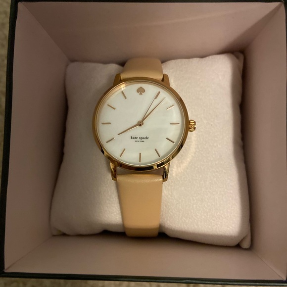 Kate Spade watch- like new. - Picture 3 of 9